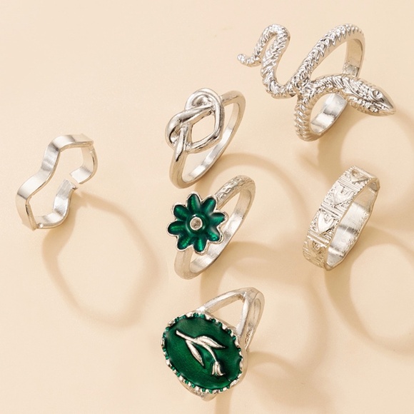 **CARYS* 6-Pc Silver x Green Snake Fashion Ring Set - Picture 5 of 6